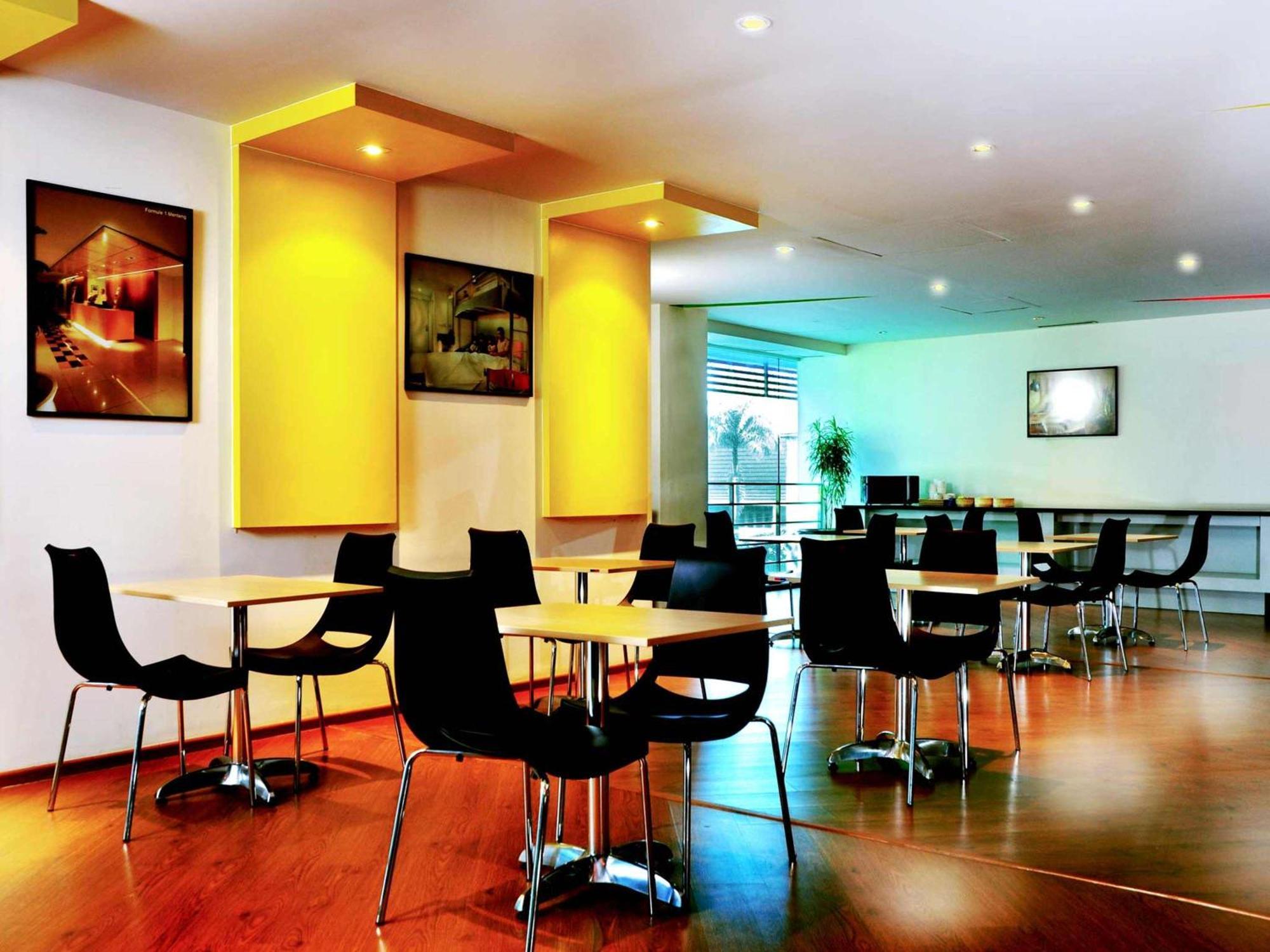 Ibis Budget Jakarta Menteng Exteriér fotografie