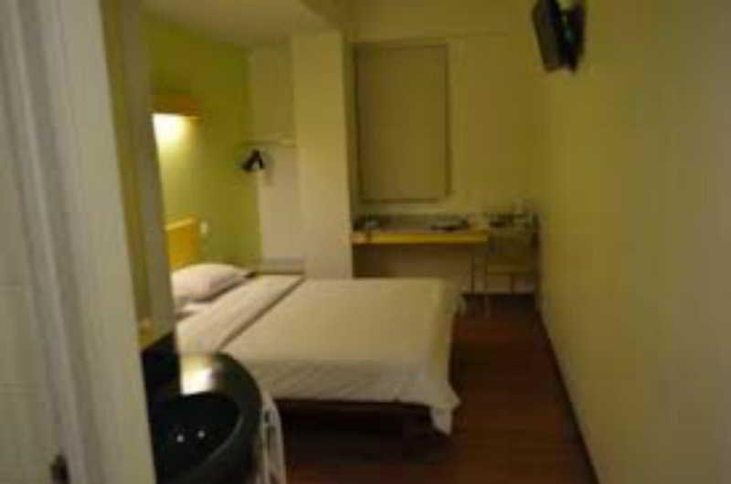 Ibis Budget Jakarta Menteng Exteriér fotografie